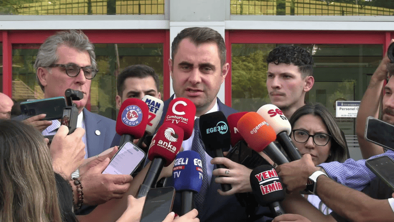 İzmir Büyükşehir Meclisi
