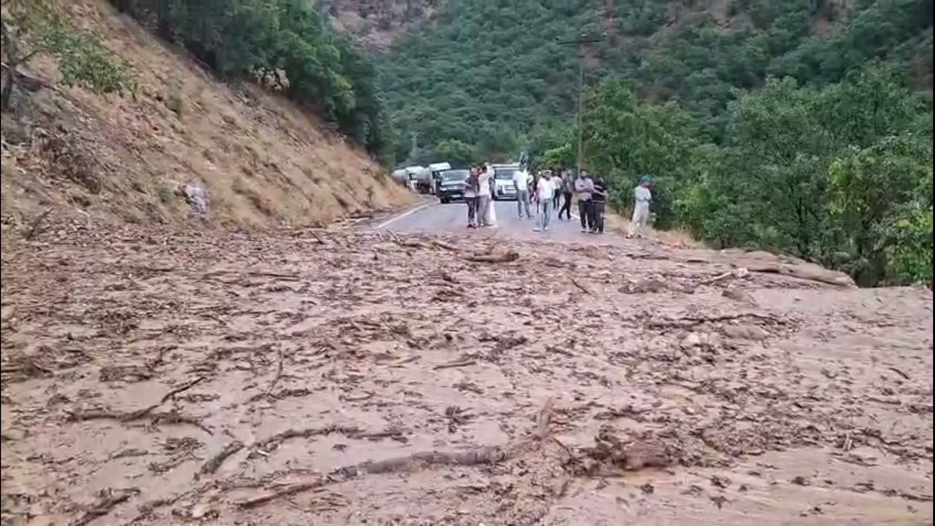Tunceli sağanak heyelan